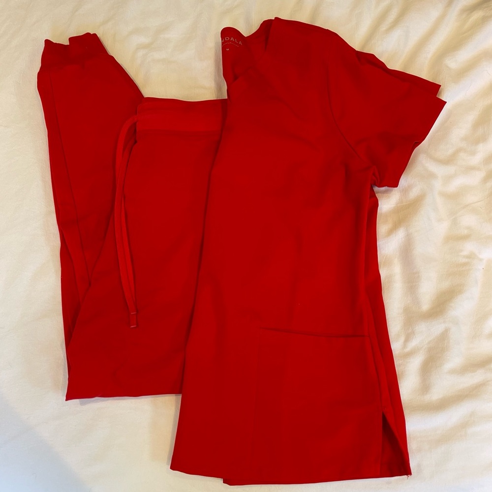 Mandala high waisted joggers and 2 pocket top